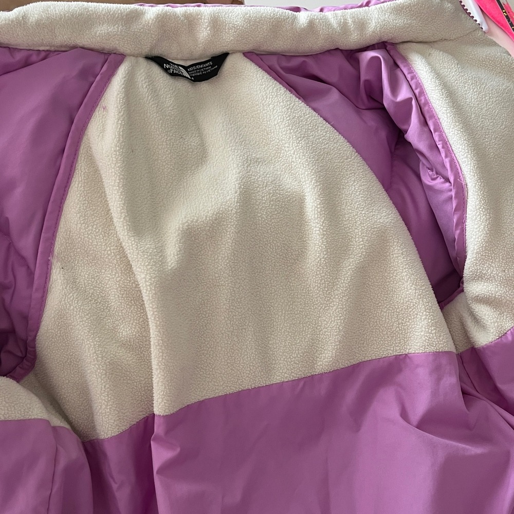 The North Face Kids Purple Hooded Puffer Jacket Sherpa Lined Insulated Coat 4 - Picture 13 of 14